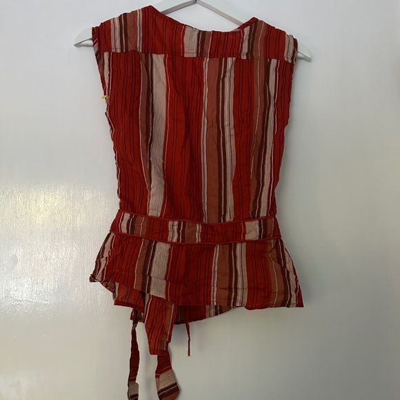 Cute Tie Top/Vest - Picture 3 of 4